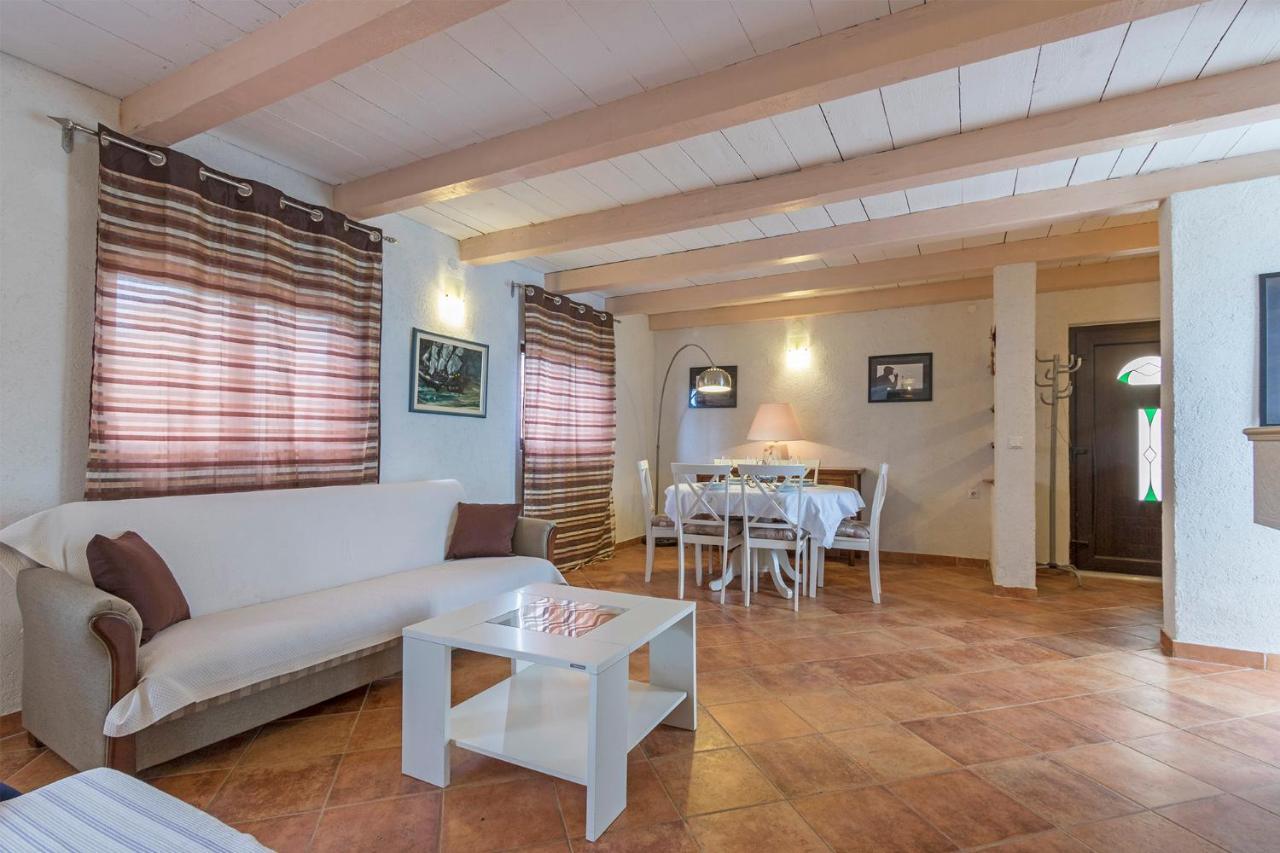 Villa Karina Tar Tar-Vabriga Ngoại thất bức ảnh